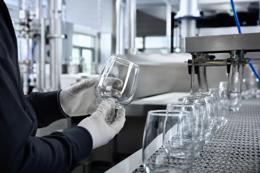 Glass Drinkware Manufacturer Cost and Lead-Time Buyer's Guide