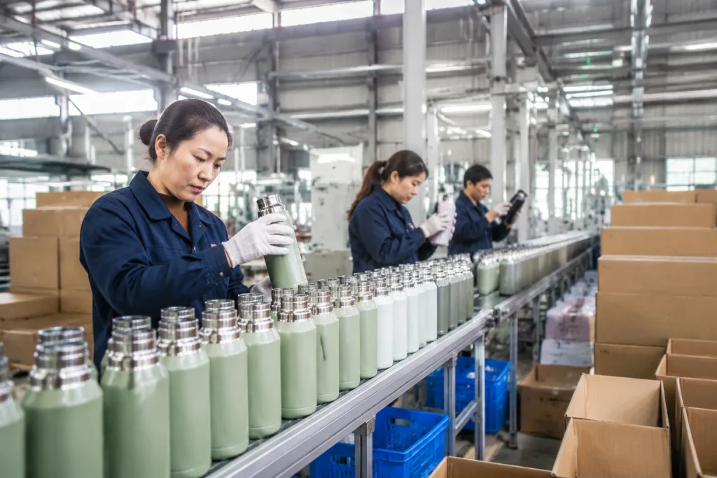 Vendor thermos bottle cost and lead-time guide for retailers