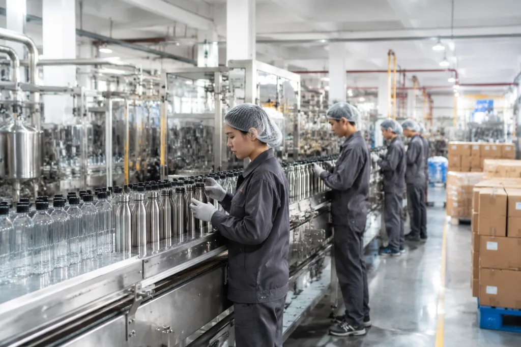 Water Bottles Factory Guide: Cost, MOQ, and Lead Time